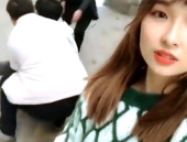 同桌小姐姐的胸罩掉了,同桌小姐姐胸罩掉落事件